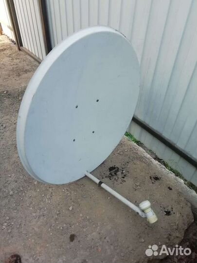 Антенна спутниковая