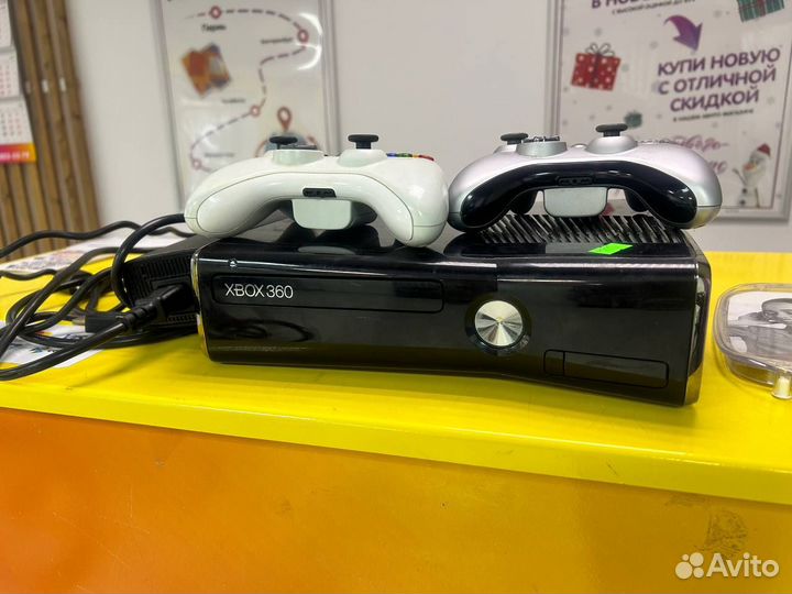 Игровая приставка Xbox 360 прошитая (екб4)