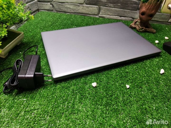 Новый стильный мощный ноутбук/16гб озу/ssd512гб