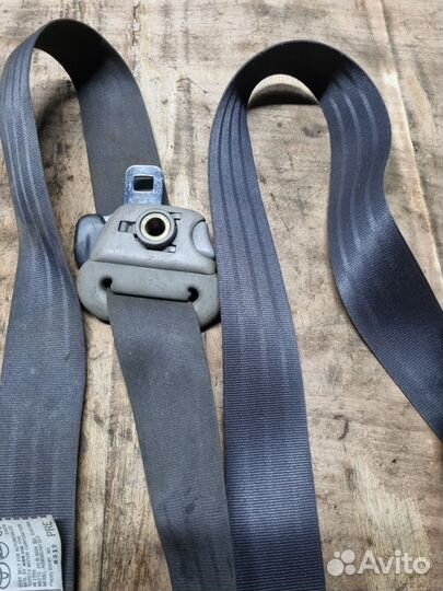 Ремень безопасности передний Toyota Corona T170