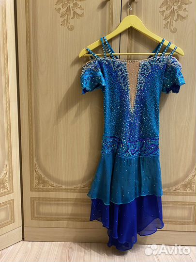 Платье для выступлений фигурное катание