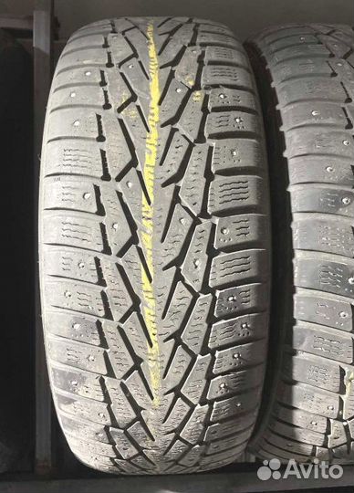 Nokian Tyres Hakkapeliitta 7 SUV 215/60 R17 Y