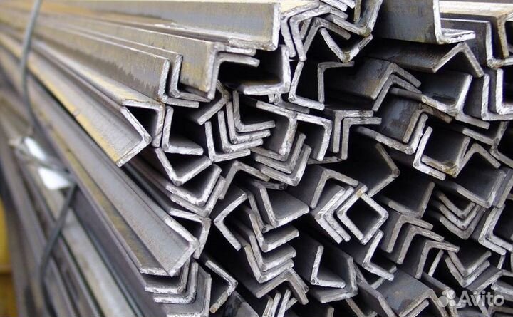 Уголок металлический 90х90