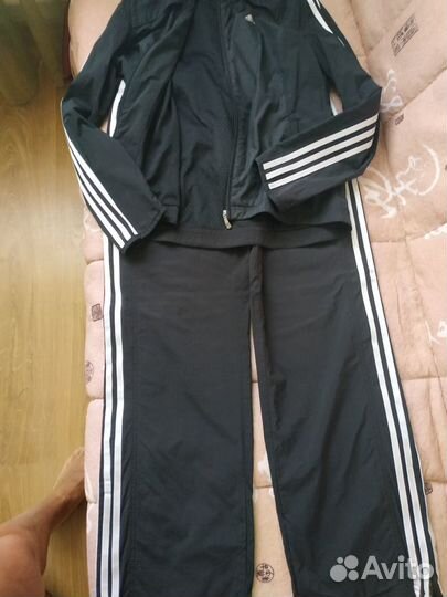 Спортивный костюм adidas