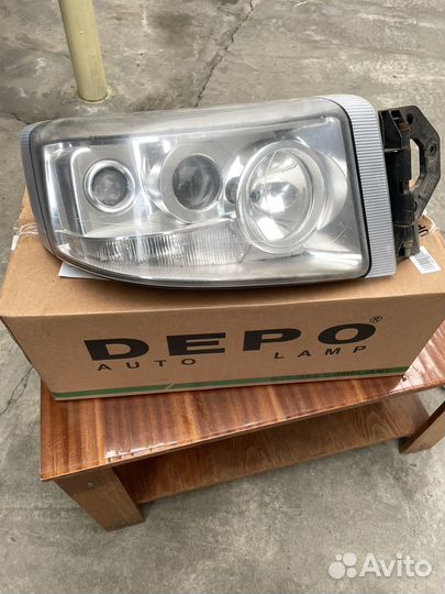 Фара от Reno premium правая и левая