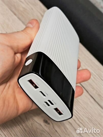 Внешний аккумулятор 20000