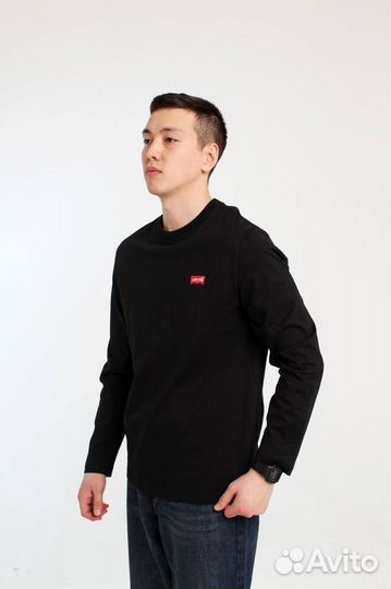 Лонгслив мужской levis black