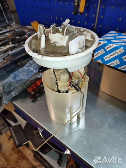 Топливный насос в сборе Форд Фокус 3