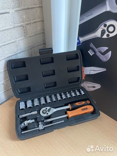 Набор инструментов для ремонта авто