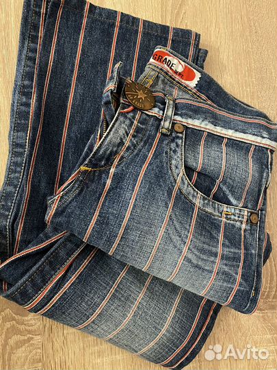 Женские джинсы levis