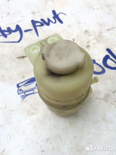 Бачок расширительный передний Mitsubishi Outlender