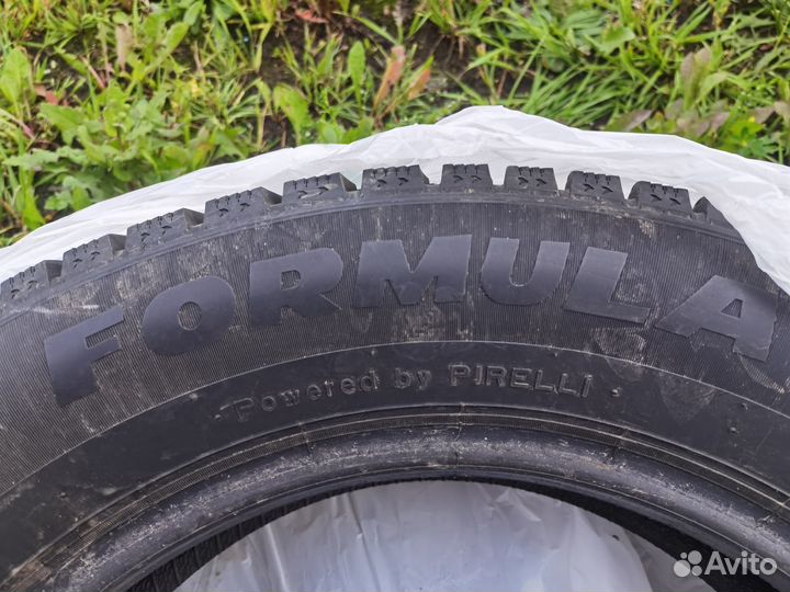 Pirelli Formula Ice 225/60 R17