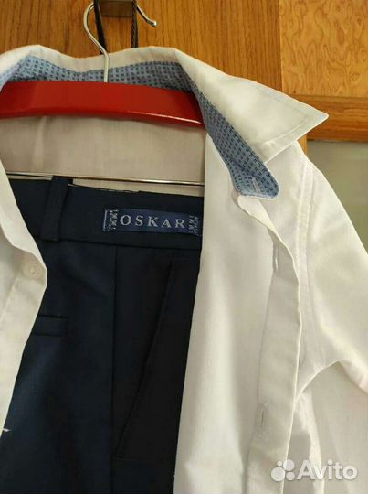 Школьные рубашки, брюки, жилетка,футболки для маль