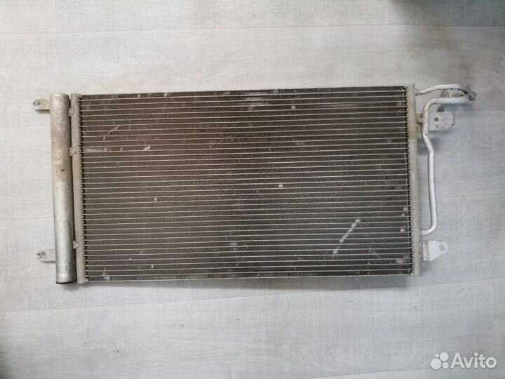 Радиатор кондиционера Volkswagen Polo 5 1.6 cwva