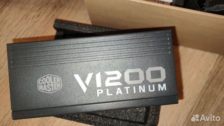 Блок питания Cooler Master V1200 Platinum