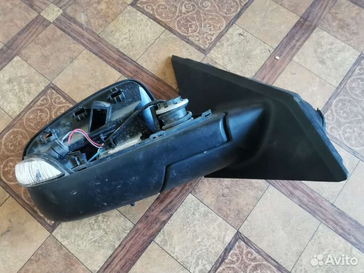 Зеркало LADA X-Ray (правое)