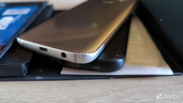 Samsung Galaxy S7, 4/32 ГБ