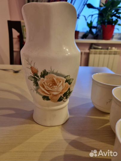 Кувшин и 5 чашек