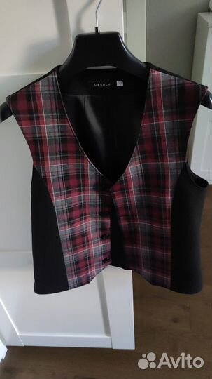 Жилетка Салют школьная Desalu 152-72