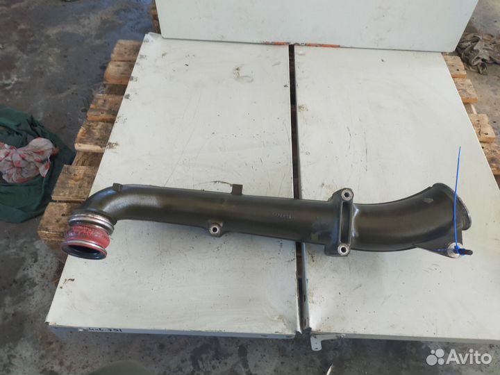 Патрубок интеркулера впускной / DAF