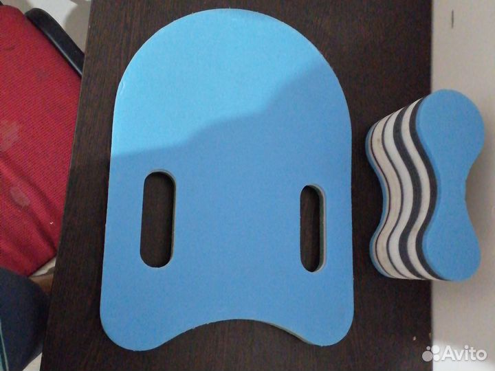 Досточка и колобашка для плаванья