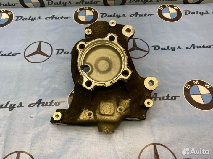 Кулак поворотный передний левый Bmw 750I E65 LCI