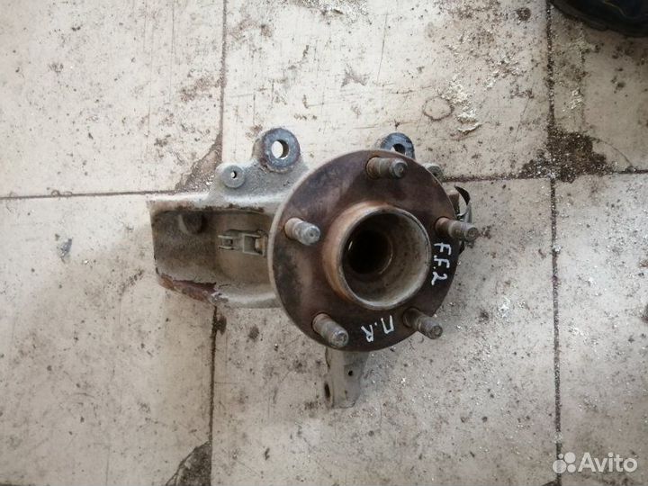 Кулак поворотный передний правый Ford Focus 2 CB4