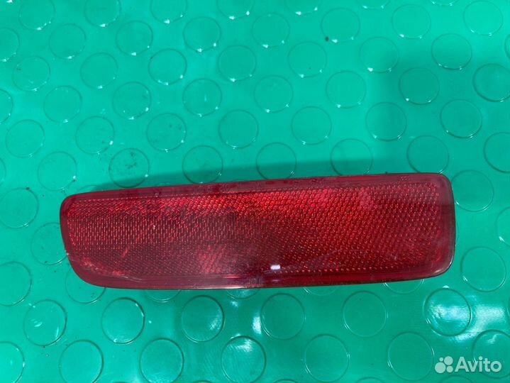 Отражатель / катафот в бампер правый Acura Rdx TB1