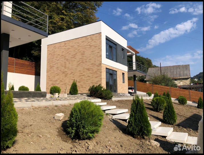 Гибкий кирпич на сетке для фасадов и интерьера