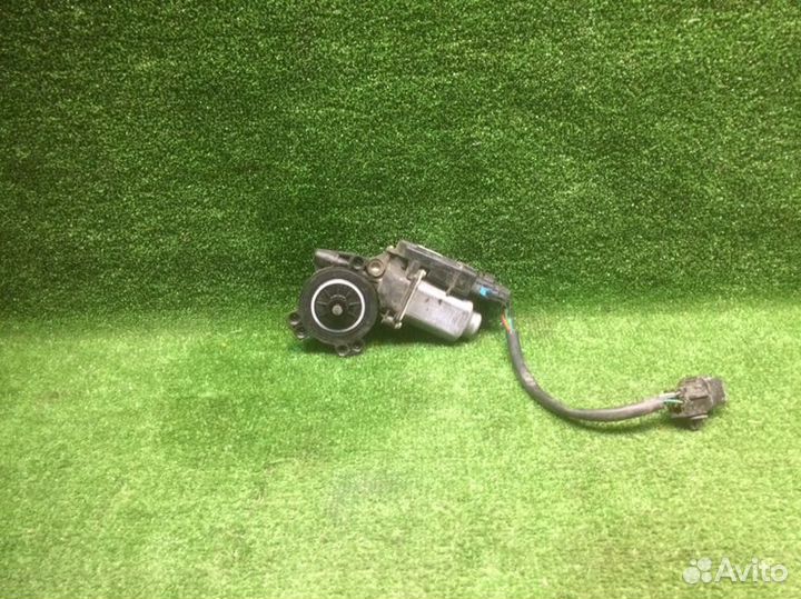 Блок моторчика стеклоподъемника передний левый