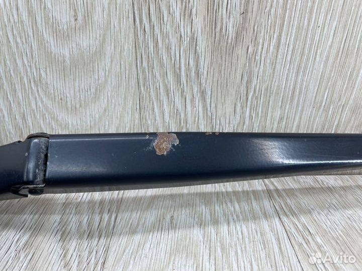 Поводок стеклоочистителя левый Hyundai Ix35