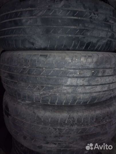 Michelin Latitude Tour HP 225/65 R17 200B
