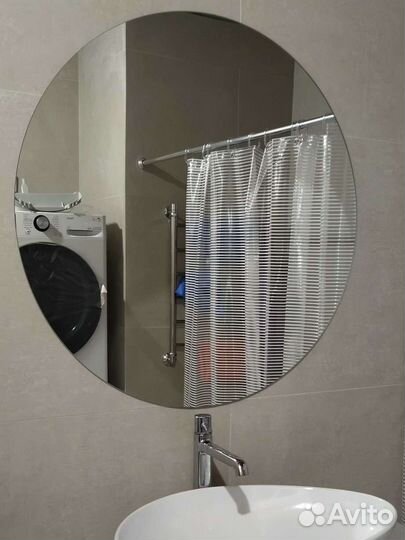 Круглое зеркало