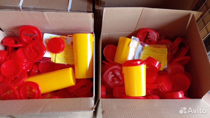 Ёмкость-контейнер для сбора острого инструмента