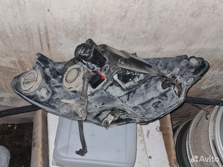 Фара передняя левая peugeot 1007