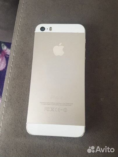 Телефон iPhone 5s