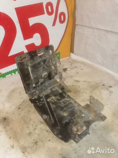 Подставка под аккумулятор renault clio