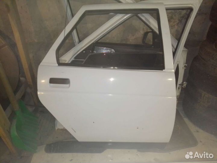 Двери на ваз 2110
