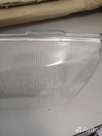 Стекло фары левой mondeo I (93-97) fd27021400l00