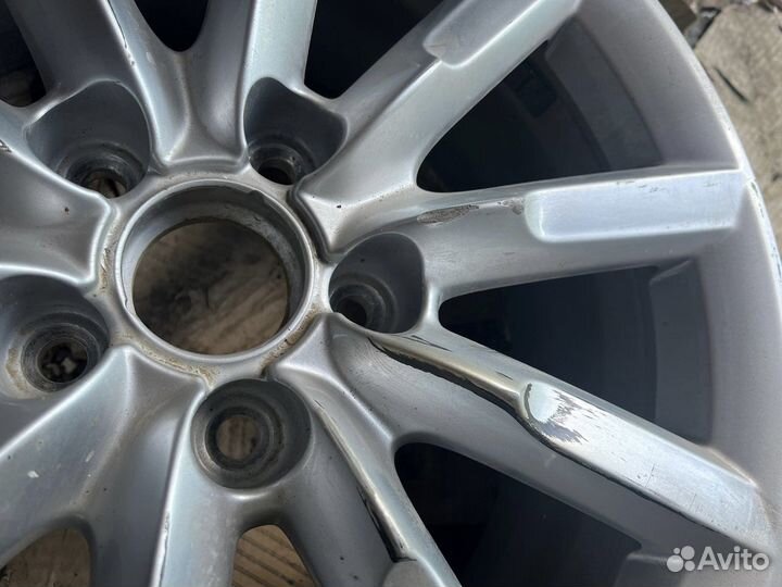 8U0601025S Диск колёсный литой Audi Q3