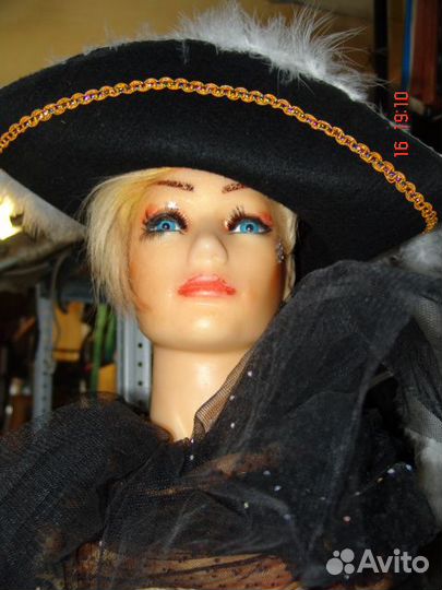 Кукла-голова,Германия