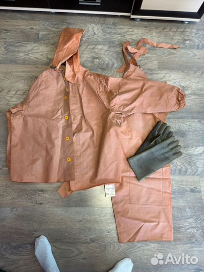 Костюм для защиты от воды