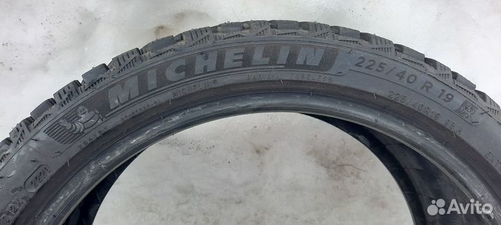 Michelin X-Ice North 4 225/40 R19 93H