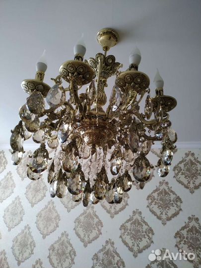 Люстра хрустальная