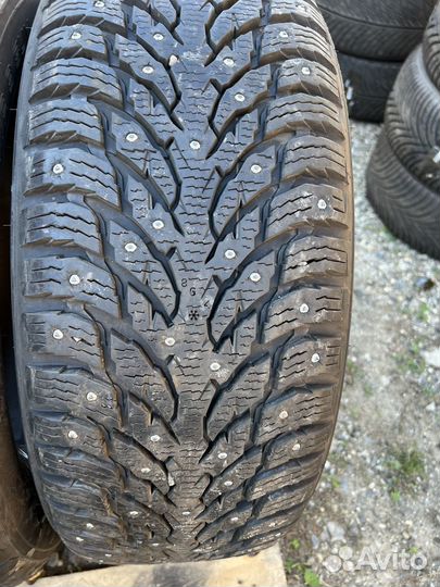 Nokian Tyres Hakkapeliitta 9 SUV 255/55 R19 111T
