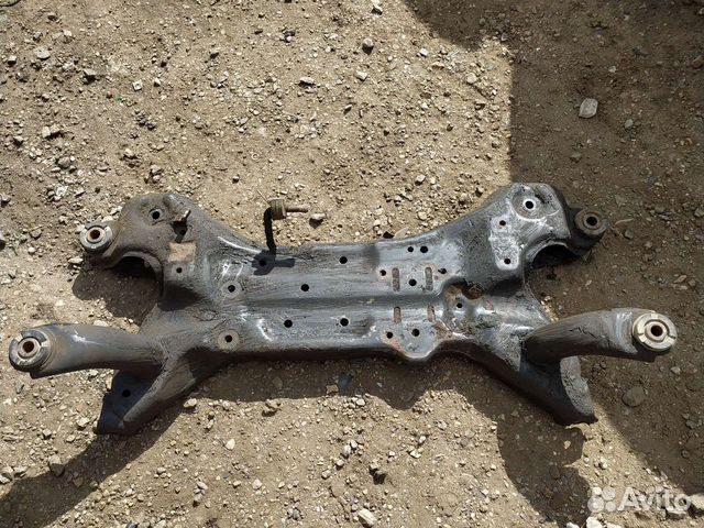 Передний подрамник mitsubishi galant 9