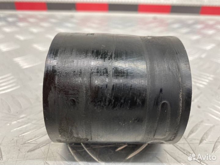 Б/У трубка дроссельной заслонки (патрубок, шланг)