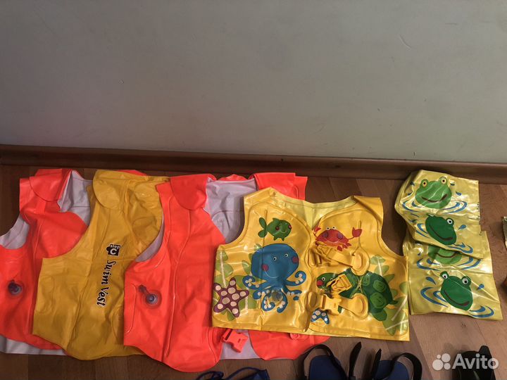 Жилеты, ласты, очки