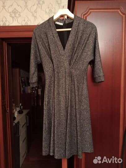 Платье женское