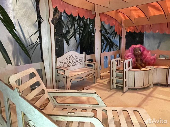 Кукольный домик для Барби с мебелью